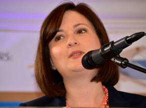 Lucia SOares1