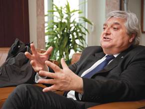 Rui-Loureiro